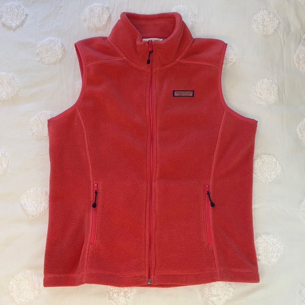 Vineyard Vines fleece vest size M rose color